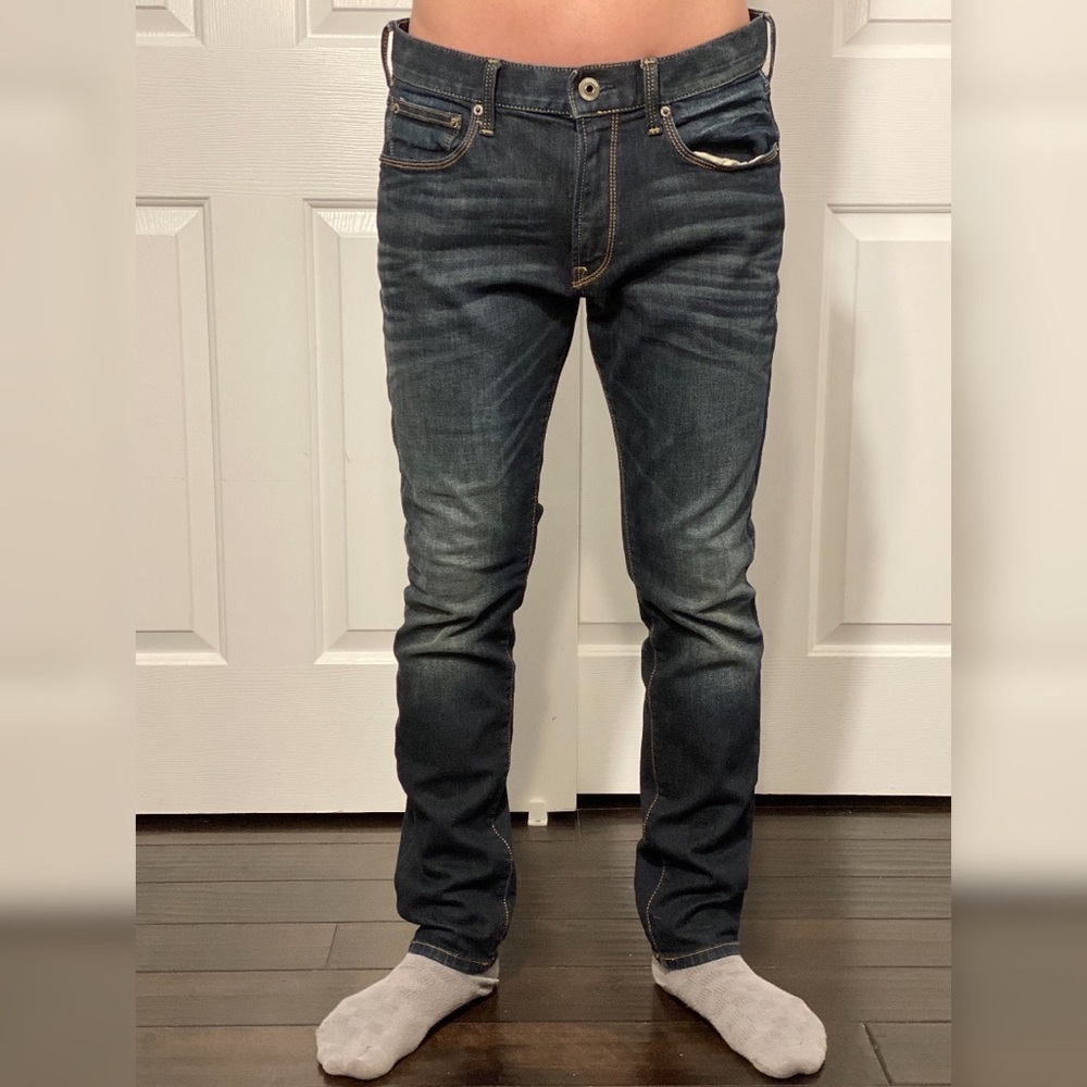 EXPRESS Skinny Fit Jeans (Sz 32) like new